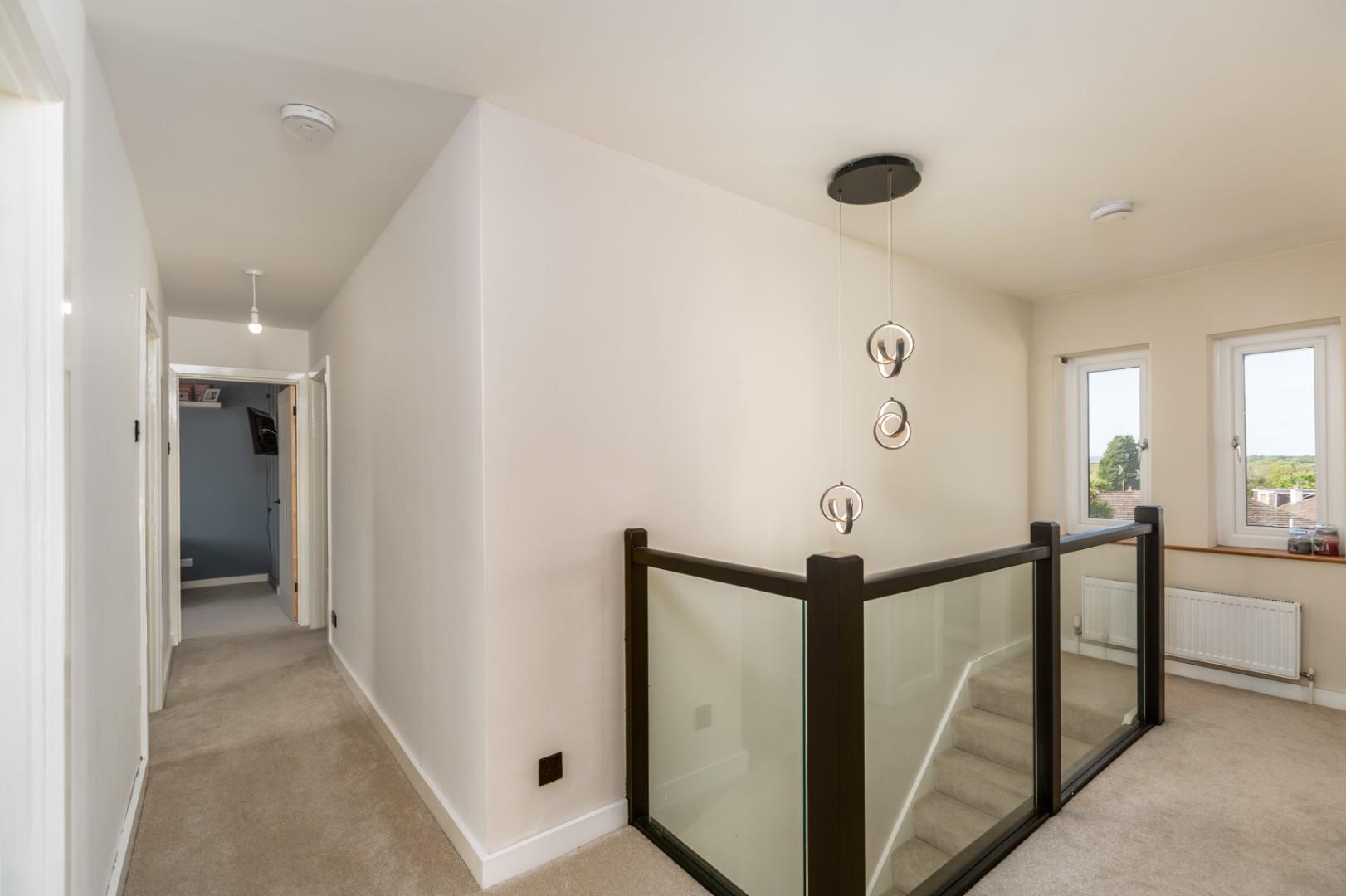 Tirmynydd Road, Three Crosses, Swansea, SA4 3PB